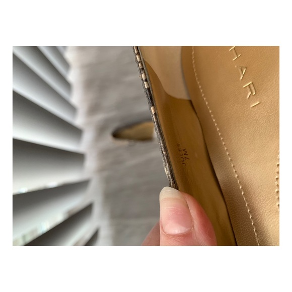 Tahari Snakeprint Flats - Picture 3 of 6